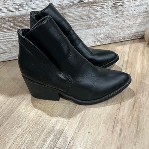 Apt. 9 Black Ankle Booties